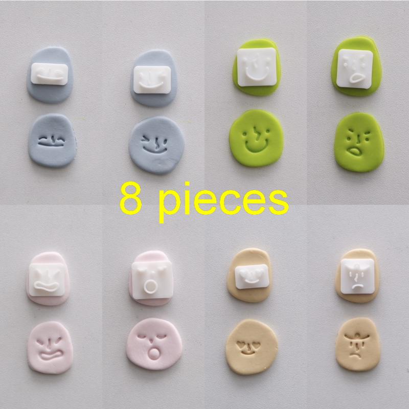 Polymer Clay Set - 8個入りミニ漫画表現ポリマークレイスタンプモールドセット、様々な顔のパターン、DIY手作りジュエリー製作に最適